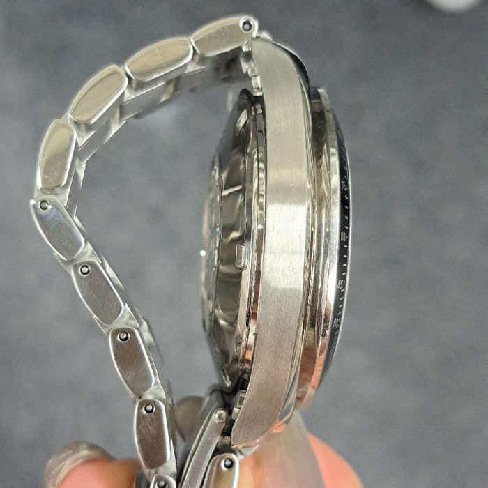 【WHOLESALES】
OMEGA 
3210.51 
ギャランティ