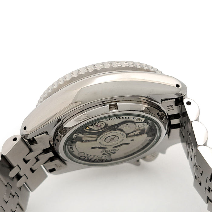 SEIKO 
5スポーツ 
箱ギャラ付
