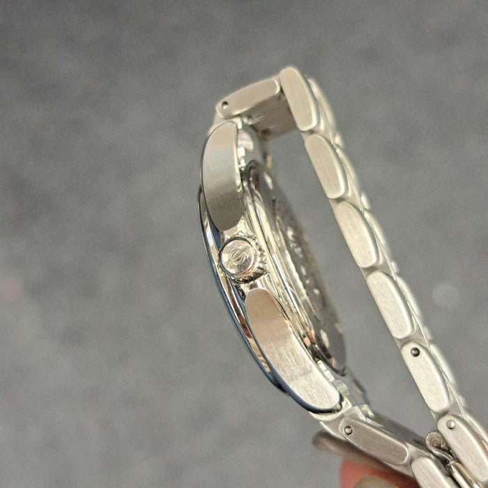 【WHOLESALES】
OMEGA 
2571.81 
箱(内箱劣化)　ギャランティ