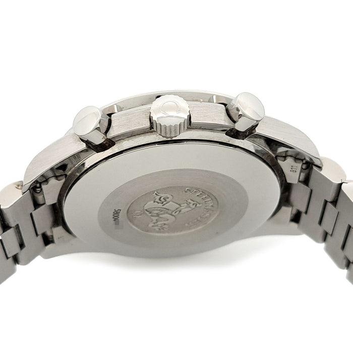 OMEGA 
Speedmaster Reduced 
Comes with box and guarantee