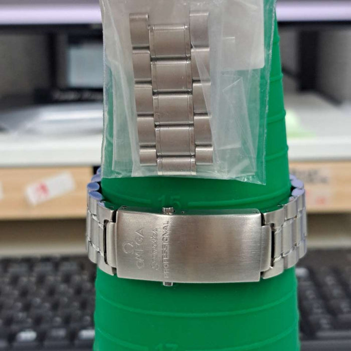 【WHOLESALES】
OMEGA 
2234.5 
箱　ギャランティ(日付、ショップ印なし)　ピクトグラム　クロノメーター証