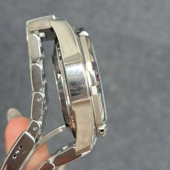 【WHOLESALES】
TAG HEUER 
CAY211B 
箱　ギャランティ