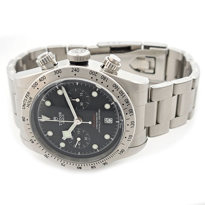 TUDOR  
Black Bay Chronograph  
With box and warranty card