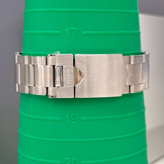 【WHOLESALES】
TUDOR 
79350 
箱　ギャランティ