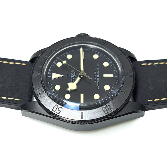 TUDOR 
ブラックベイ セラミック 
箱ギャラ付