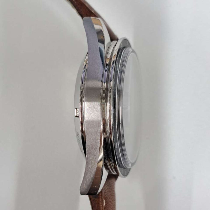 【WHOLESALES】
OMEGA 
311.32.40.30.01.001 
内箱(劣化)　ギャランティ