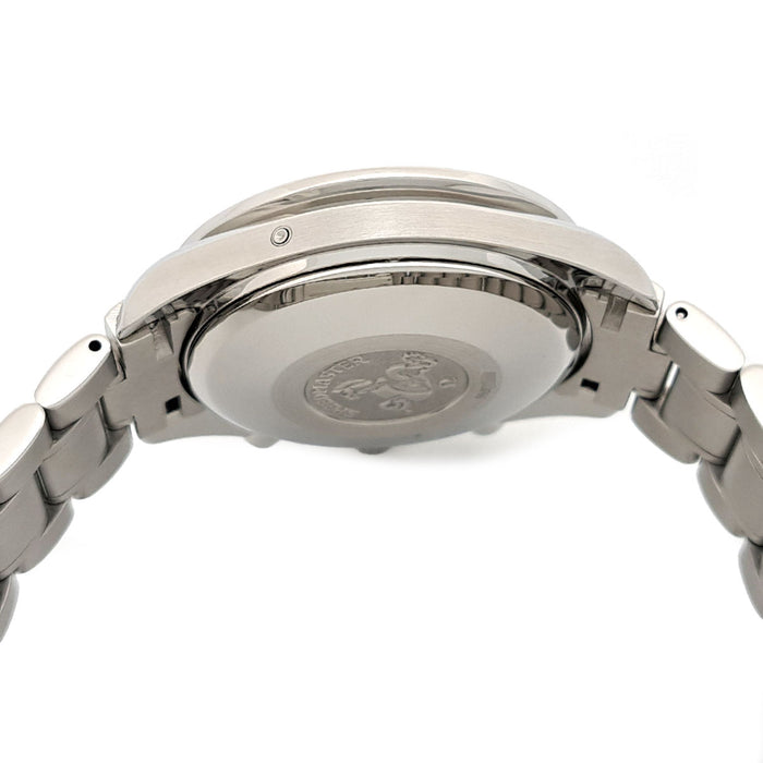 OMEGA  
Speedmaster Mark 40 Cosmos  
With box and warranty card