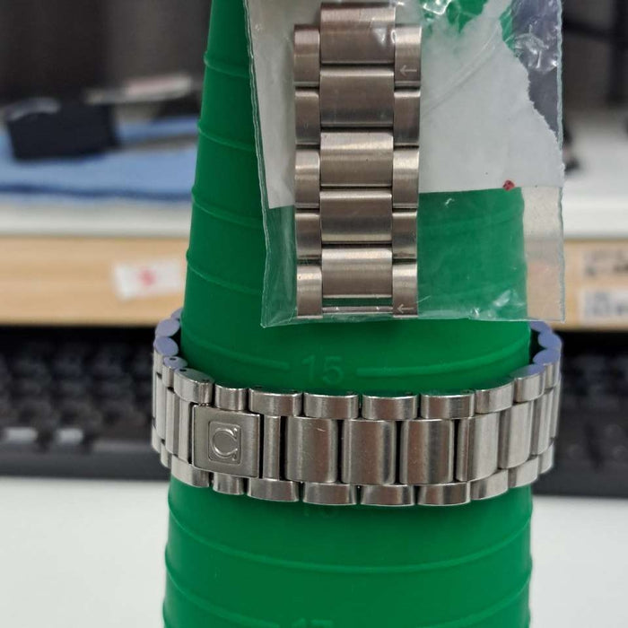 【WHOLESALES】
OMEGA 
箱（内箱劣化）