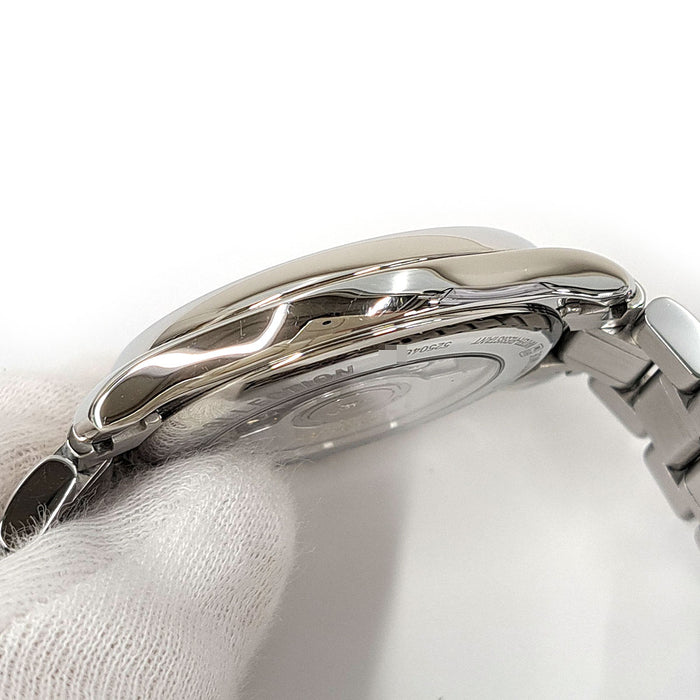 LONGINES  
Collezione Master Riserva di Carica  
Con scatola e garanzia