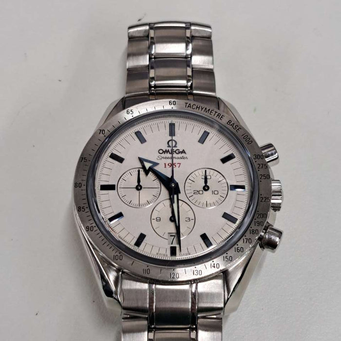 【WHOLESALES】
OMEGA 
321.10.42.50.02.001 
スピードマスター　ブロードアロー 
保　ピクトグラム