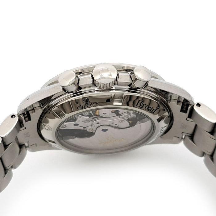 OMEGA  
Speedmaster Broad Arrow  
With warranty card