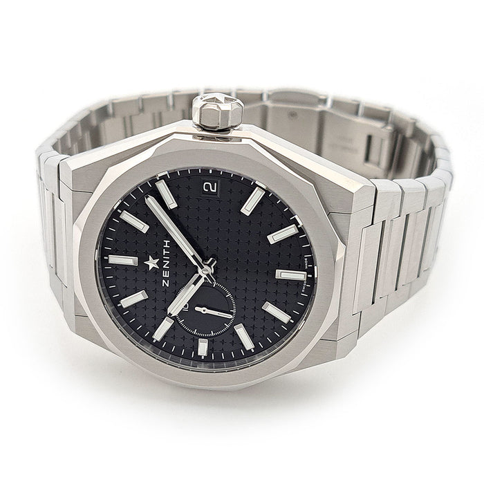 ZENITH  
Defy Skyline  
With box and warranty card included