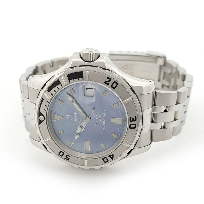 TUDOR  
Hydronaut Blue Shell RARE dial Overhauled  
With box and warranty card