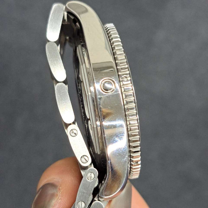 【WHOLESALES】
BREITLING 
A17392 
箱　ギャランティ　クロノメーター証　純正ラバーベルト×1(使用感小)　純正尾錠×1