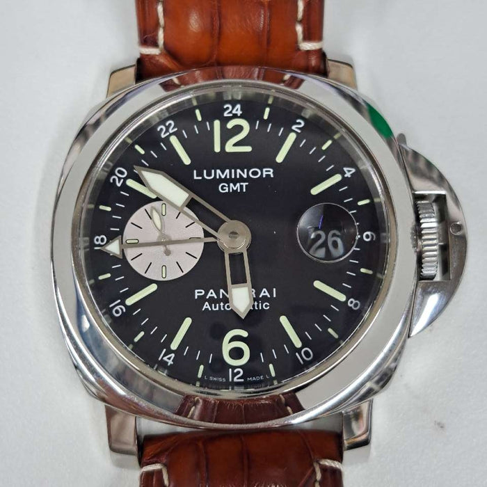 【WHOLESALES】
OFFICINE PANERAI 
箱　ギャランティ　クロノメーター証　純正ラバーベルト×1(使用感小)　工具