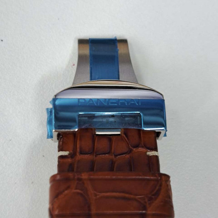 【WHOLESALES】
OFFICINE PANERAI 
箱　ギャランティ　クロノメーター証　純正ラバーベルト×1(使用感小)　工具