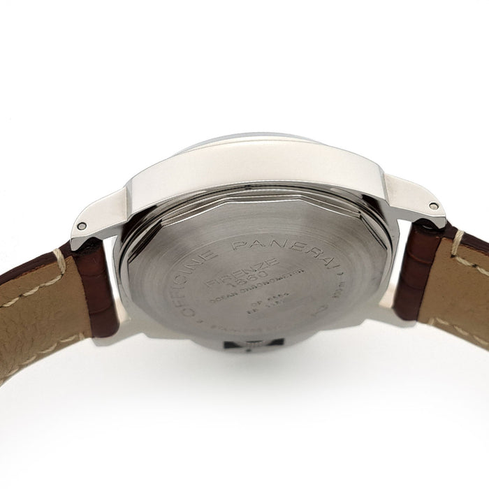 OFFICINE PANERAI
Luminor GMT
With box and guarantee card