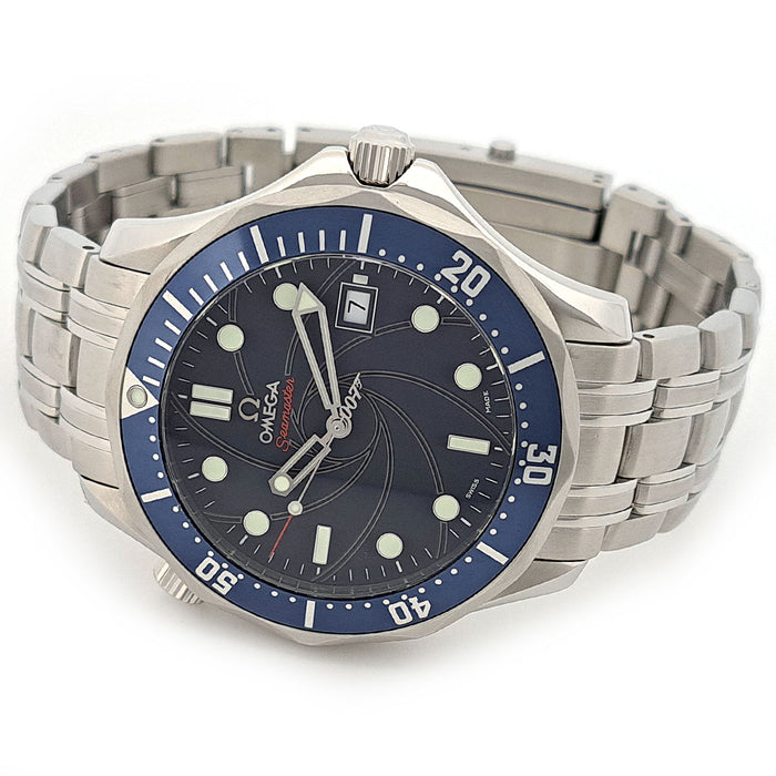 OMEGA 
Seamaster 007 Bond Model FULL SET 
With box and guarantee