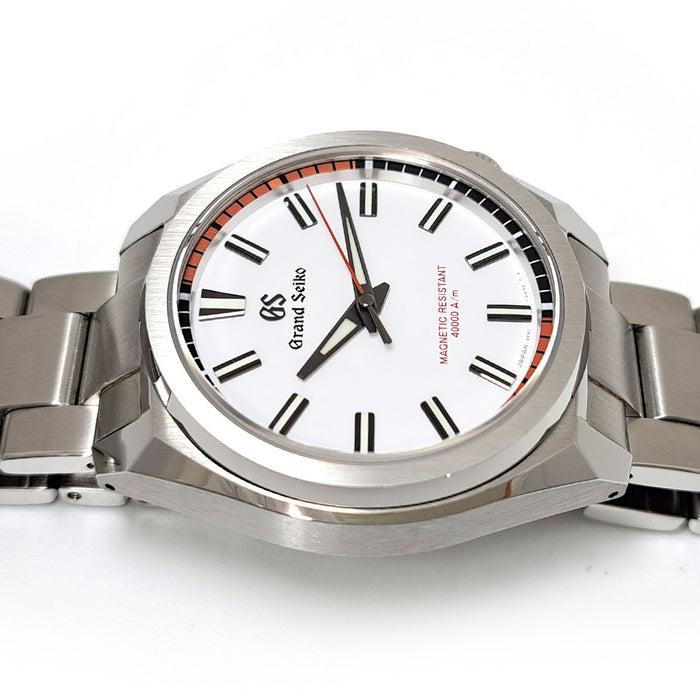 SEIKO 
グランドセイコー 強化耐磁 40,000A/m 
箱ギャラ付