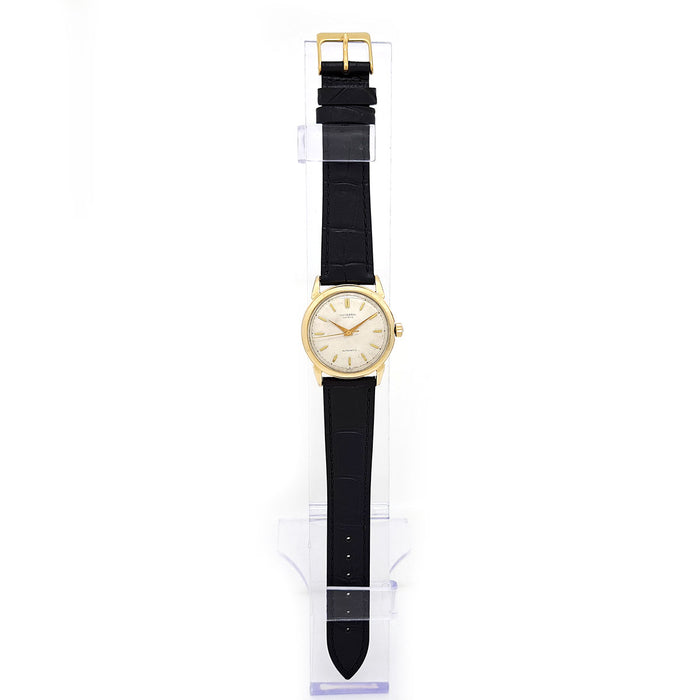 UNIVERSAL GENEVE 
ハーフローター　cal.139
