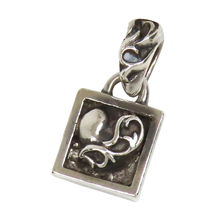 CHROME HEARTS  
CH FRAMED HEART Silver 1998 Engraving  
Framed Heart Charm Pendant Top