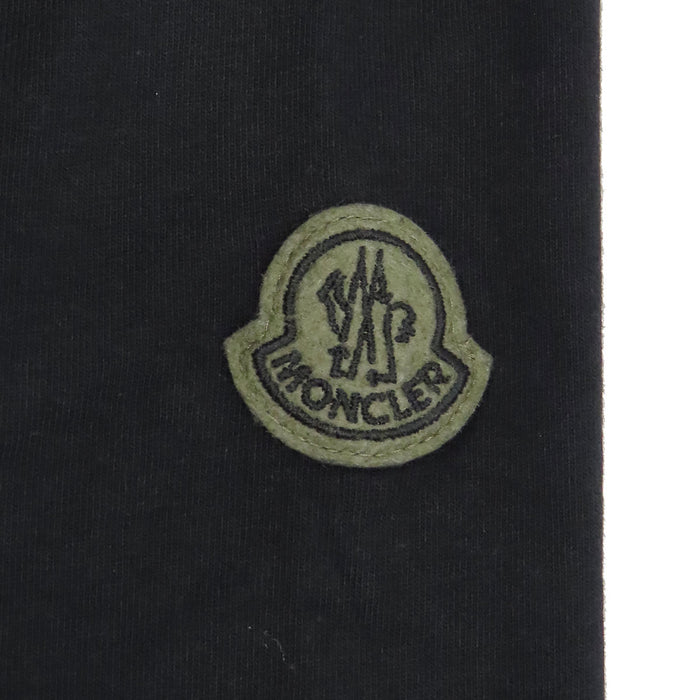 MONCLER 
23年製 ワッペン ロゴ刺繍 ボーントゥプロジェクト クルーネック 
BORN TO PROTECT SS Tシャツ
