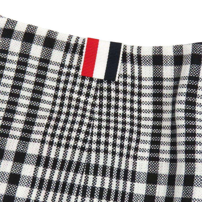 THOM BROWNE 
トリコロール 五分袖 リネン ストライプ チェック ノーカラー 
4BAR ジャケット