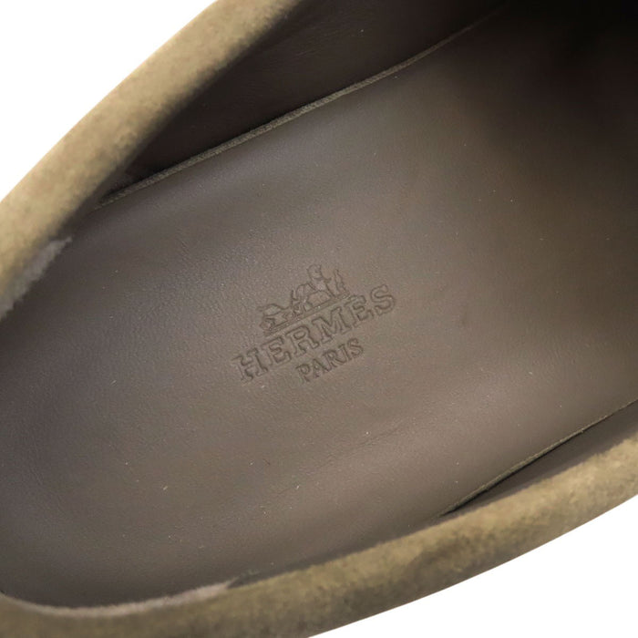 HERMES  
Fibbia Kelly in camoscio  
Mocassino Mind