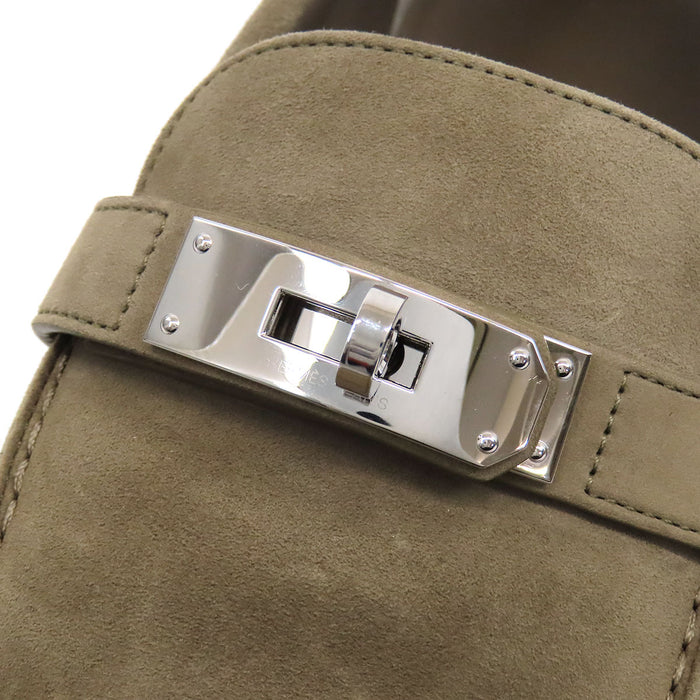 HERMES  
Fibbia Kelly in camoscio  
Mocassino Mind