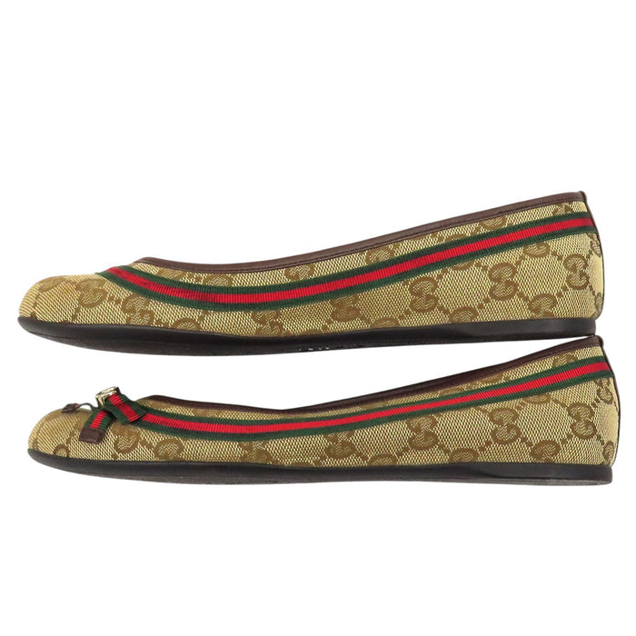 GUCCI 
ロゴ 総柄 ウェブライン リボン 
GG キャンバス フラット パンプス