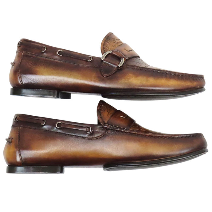 Berluti
Pelle patinata calligrafica
Mocassini Antonin Antibes