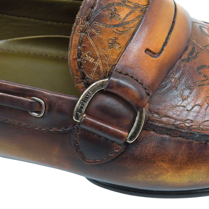 Berluti
Pelle patinata calligrafica
Mocassini Antonin Antibes