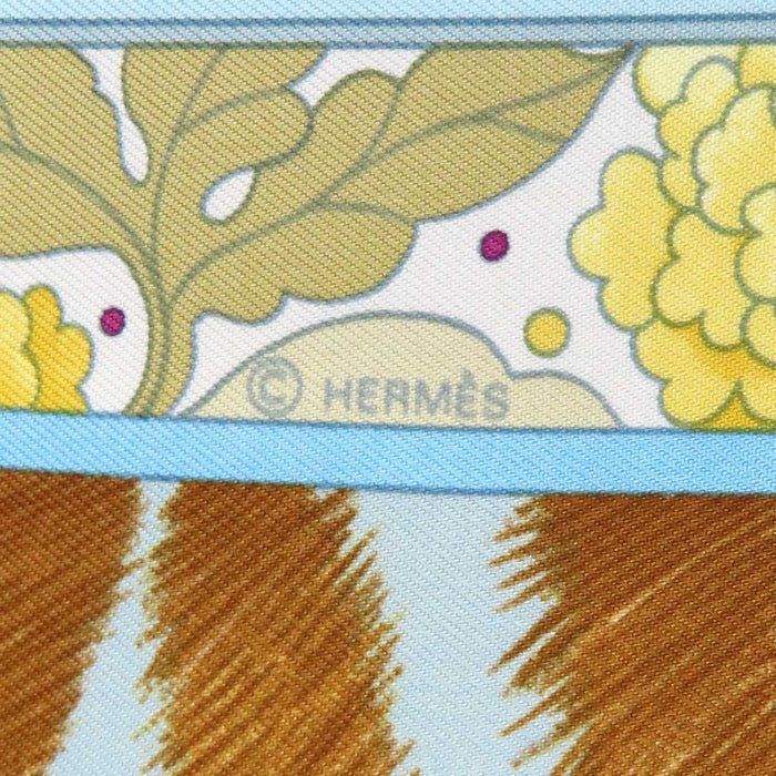 HERMES 
シルク 大判 レオパード ゼブラ 
カレ 90 La femme aux semelles de vent スカーフ 
風の足蹠を持つ女