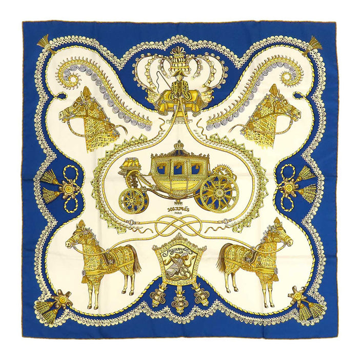 HERMÈS  
Grand carré en soie  
Carré 90 PAPEROLES Paproles Calèche et aristocrate Écharpe