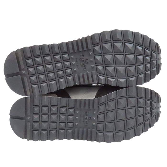 VALENTINO  
VLogo pace sneakers in suede con lacci  
Sneakers con VLogo
