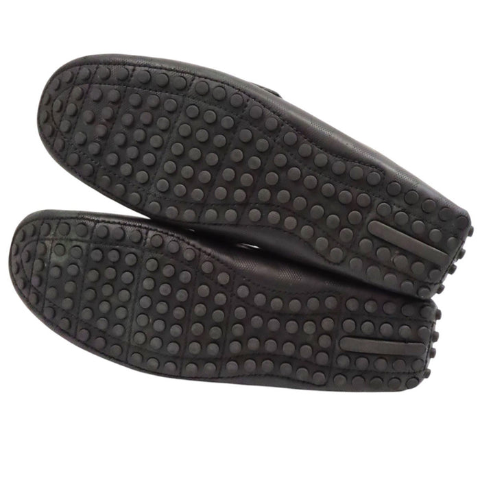LOUIS VUITTON  
Scarpe mocassino Hockenheim in pelle con logo LV e motivo Damier Infini