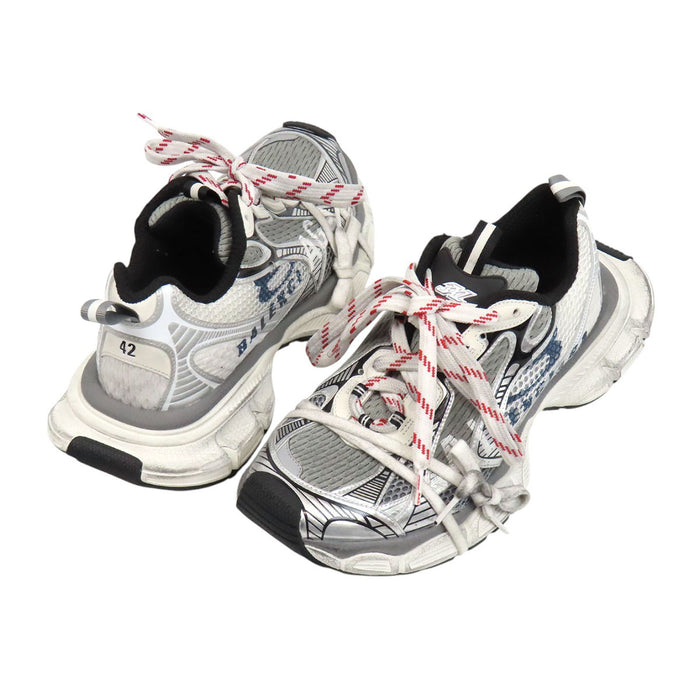 BALENCIAGA  
Sneakers con logo diviso, effetto usurato, colore eggshell, stringate, taglia 3XL