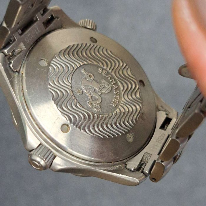【WHOLESALES】
OMEGA 
2231.8 
箱　ギャランティ