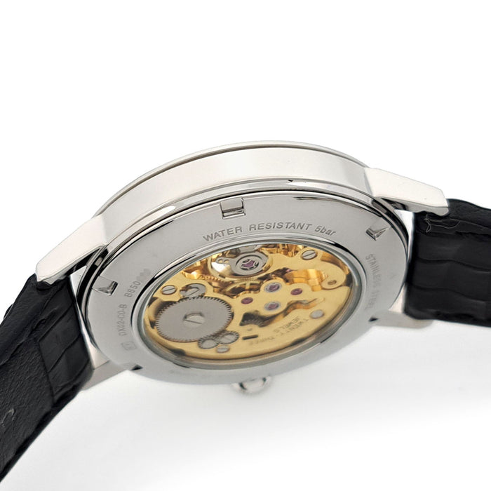 ORIENT  
Orient Star Skeleton  
With warranty card