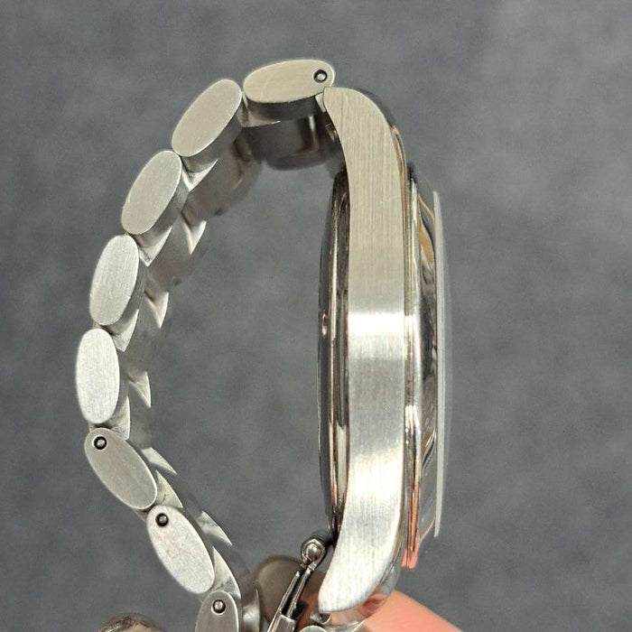 【WHOLESALES】
OMEGA 
2518.5 
ギャランティ