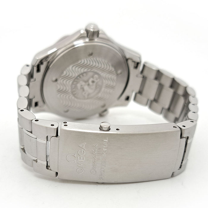 OMEGA 
Seamaster Professional 300 
Avec boîte et papiers