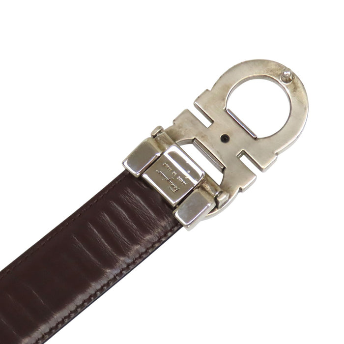 Salvatore Ferragamo 
ロゴ レザー シルバーカラー金具 
ダブルガンチーニ レザー ベルト