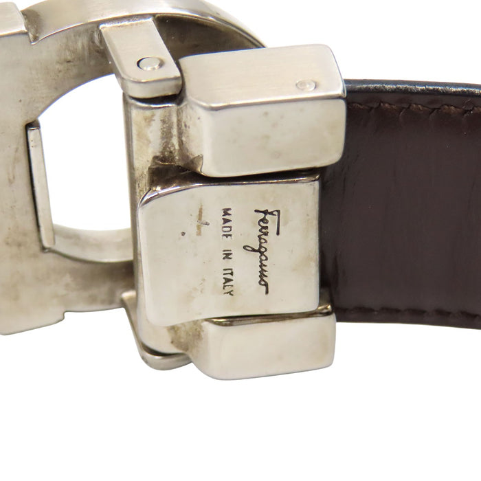 Salvatore Ferragamo 
ロゴ レザー シルバーカラー金具 
ダブルガンチーニ レザー ベルト