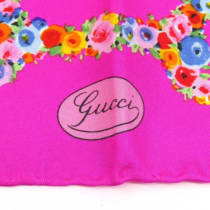 GUCCI 
フラワー シルク 
フローラ ロゴ ミニ スカーフ