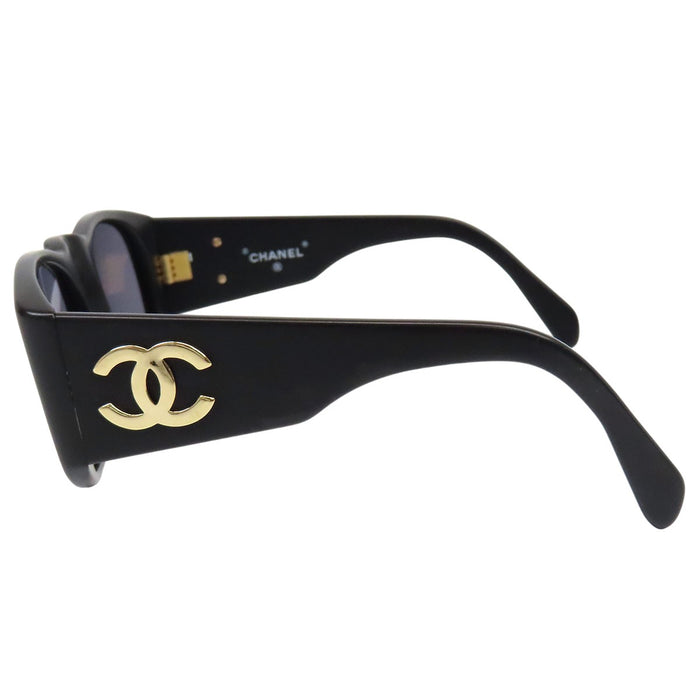 CHANEL 
COCO CC ロゴ ゴールドカラー 
ココマーク マット サングラス
