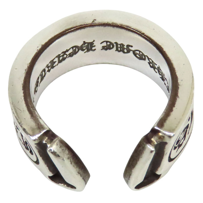 CHROME HEARTS 
CH LG SCROLL LABEL Silver 2005 Engraving 
Large Scroll Label Ring