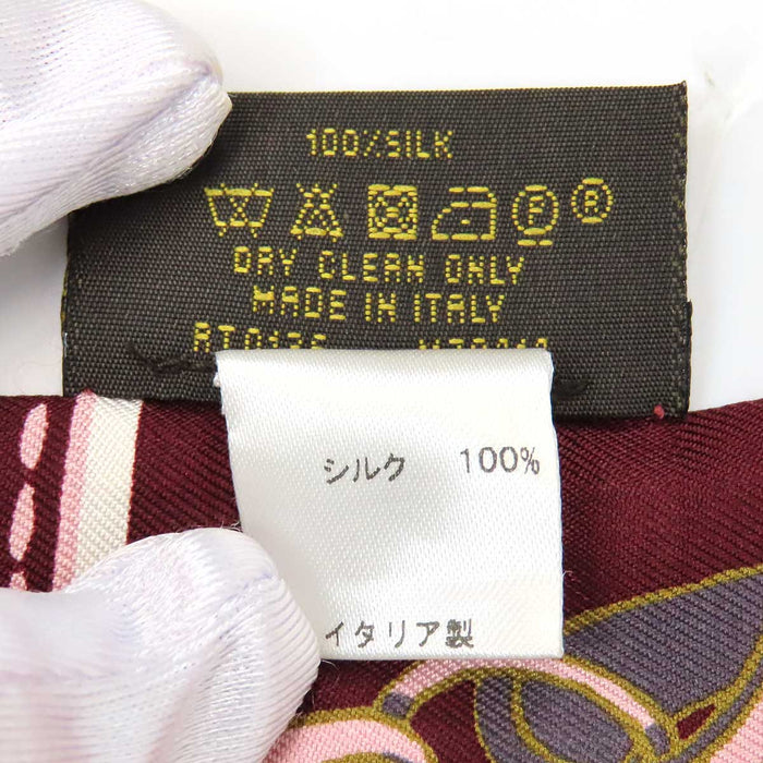 LOUIS VUITTON 
LV ロゴ シルク チェーン柄 パドロック柄 レザーストラップ柄 
バンドー バッグ アクセサリー モチーフ スカーフ
