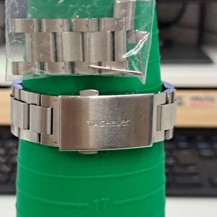 【WHOLESALES】
TAG HEUER 
WAY111A 
箱　ギャランティ