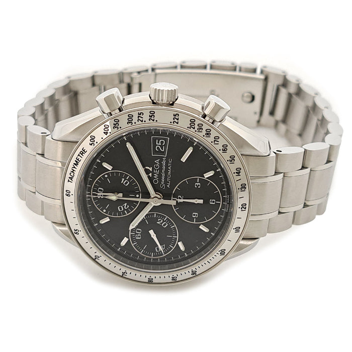 OMEGA 
Speedmaster Date 
With warranty card