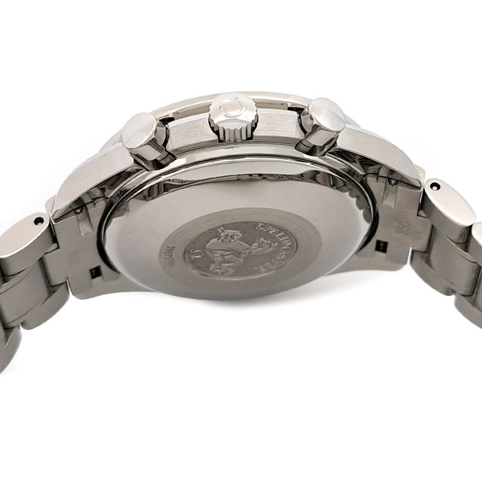 OMEGA 
Speedmaster Date 
With warranty card
